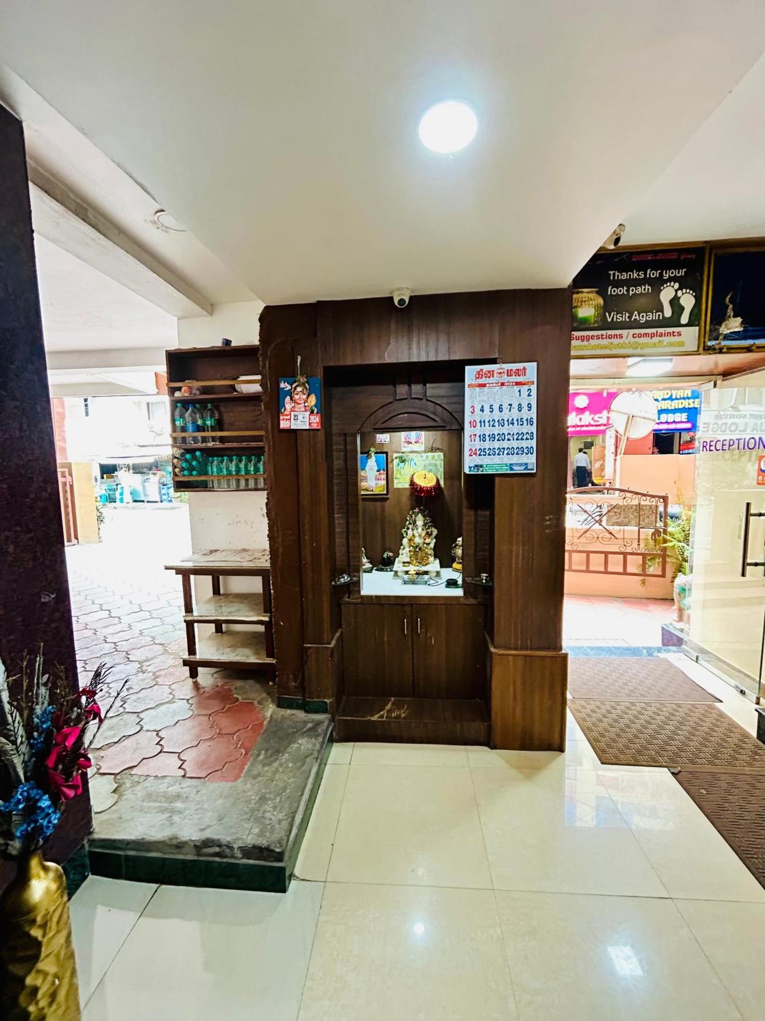 Hotel Jothi Coimbatore Esterno foto