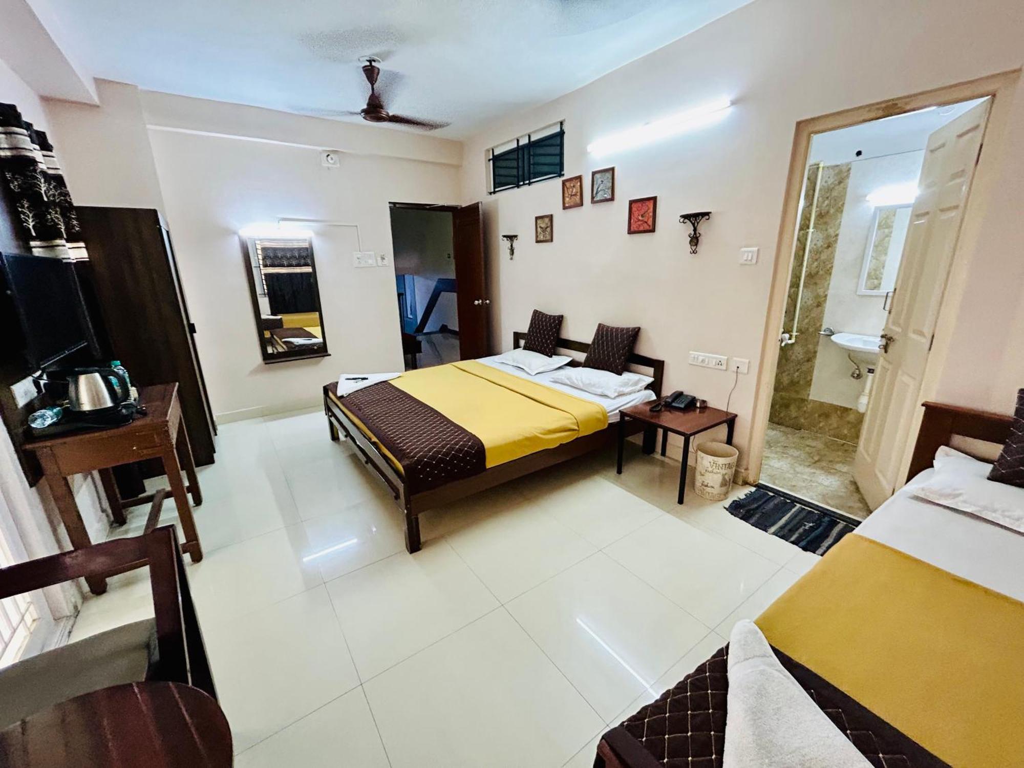 Hotel Jothi Coimbatore Esterno foto
