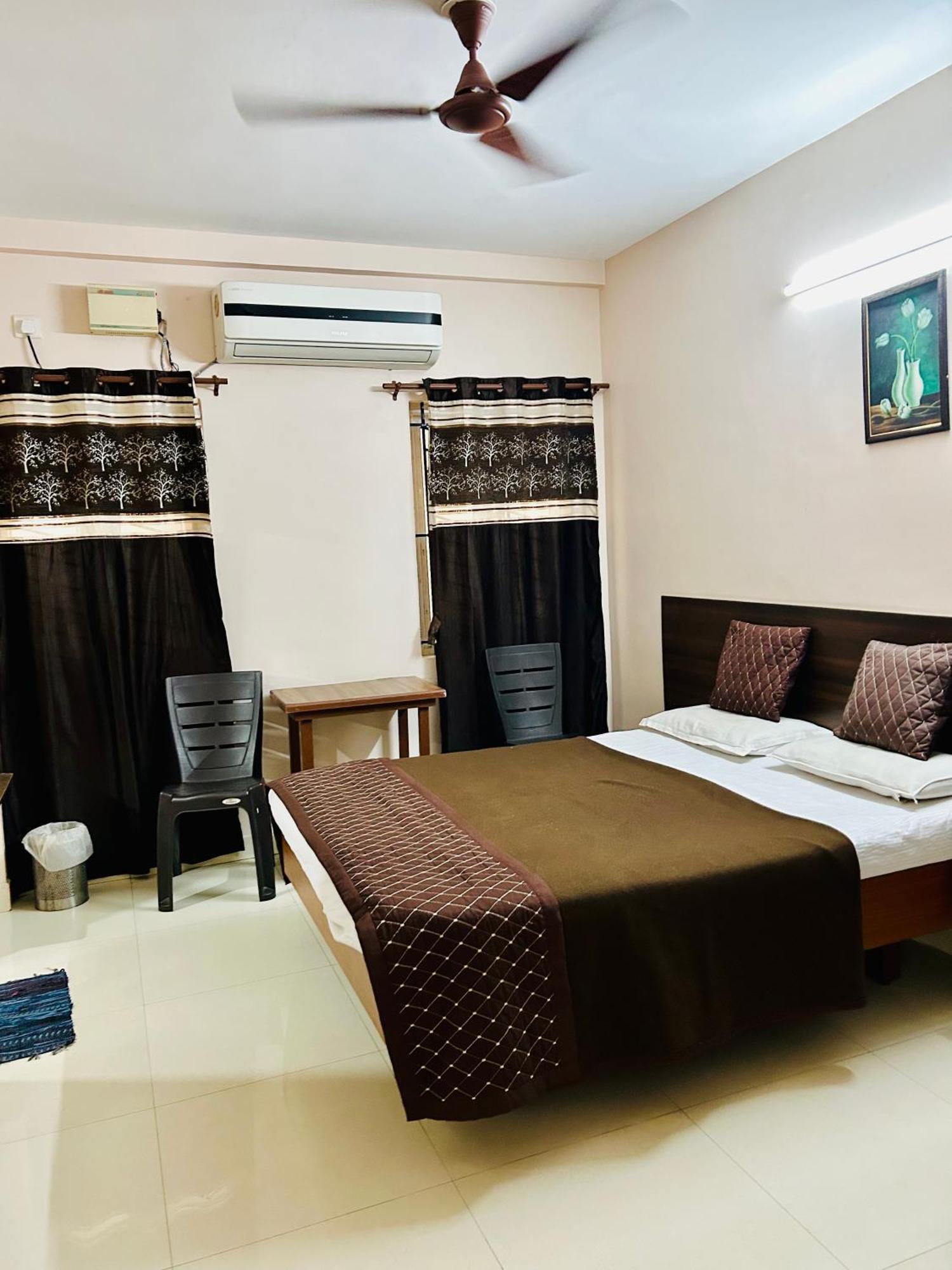 Hotel Jothi Coimbatore Esterno foto