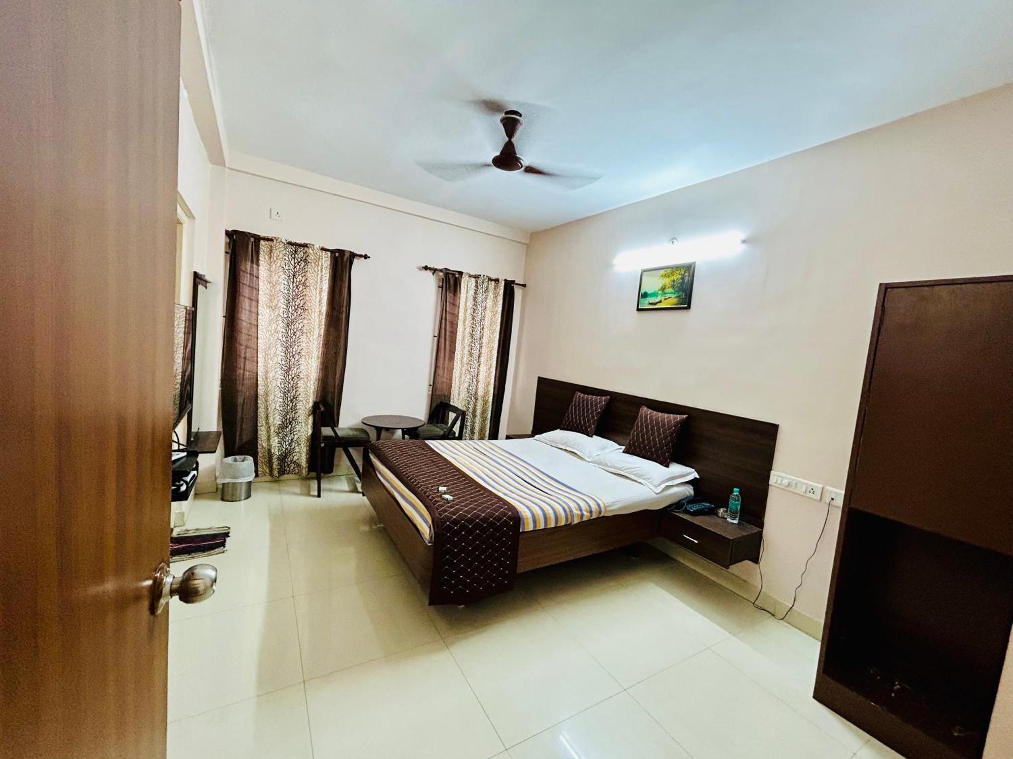 Hotel Jothi Coimbatore Esterno foto