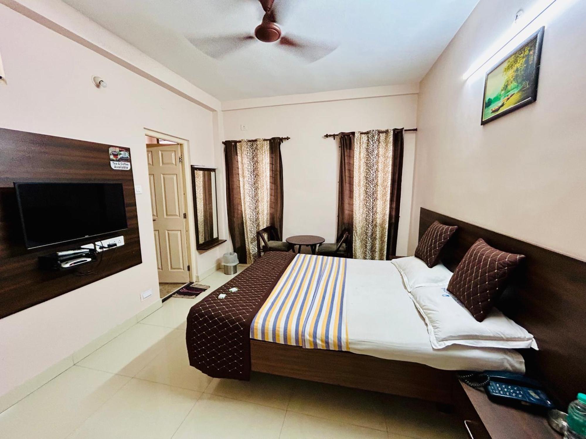 Hotel Jothi Coimbatore Esterno foto