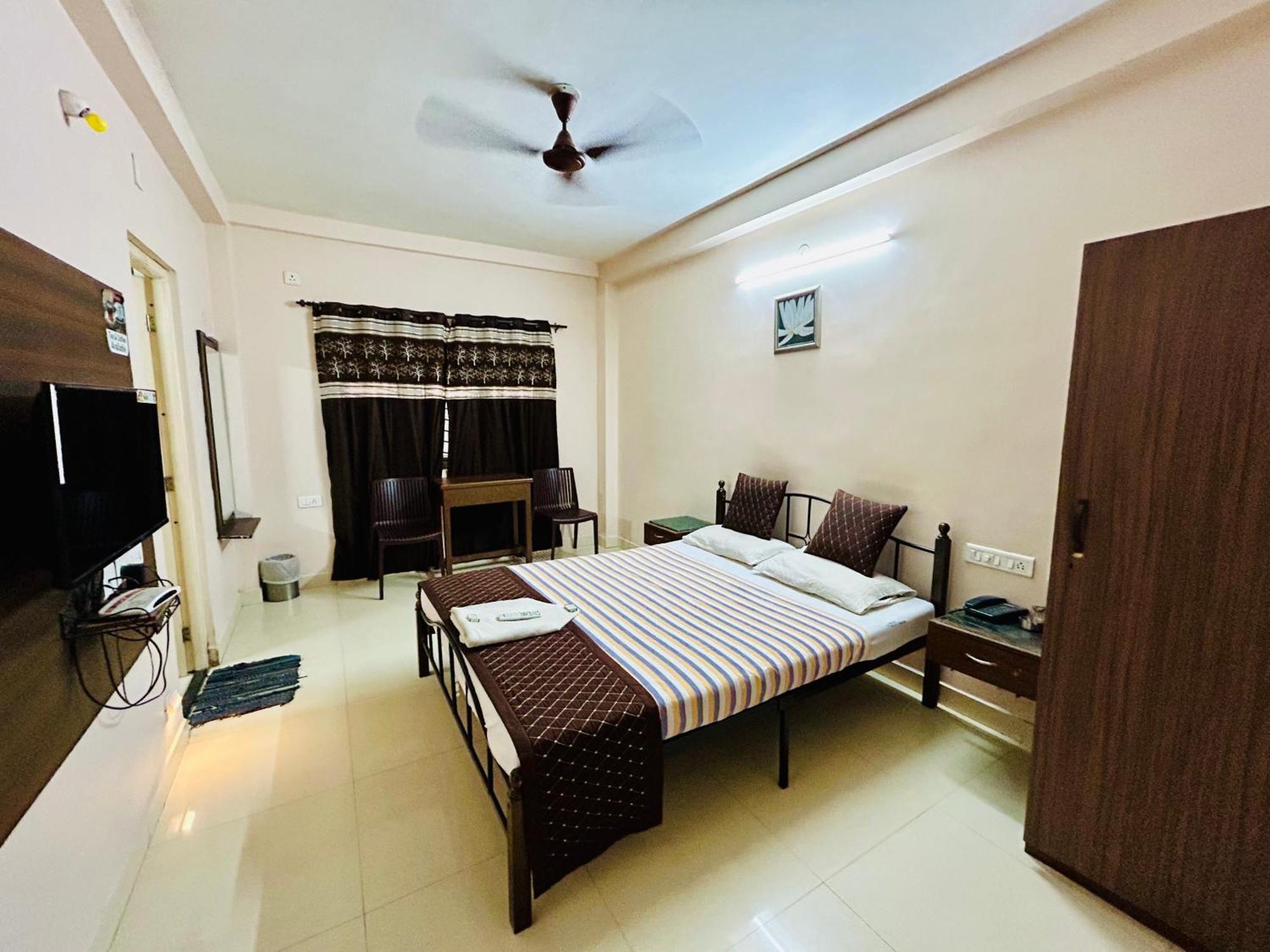 Hotel Jothi Coimbatore Esterno foto