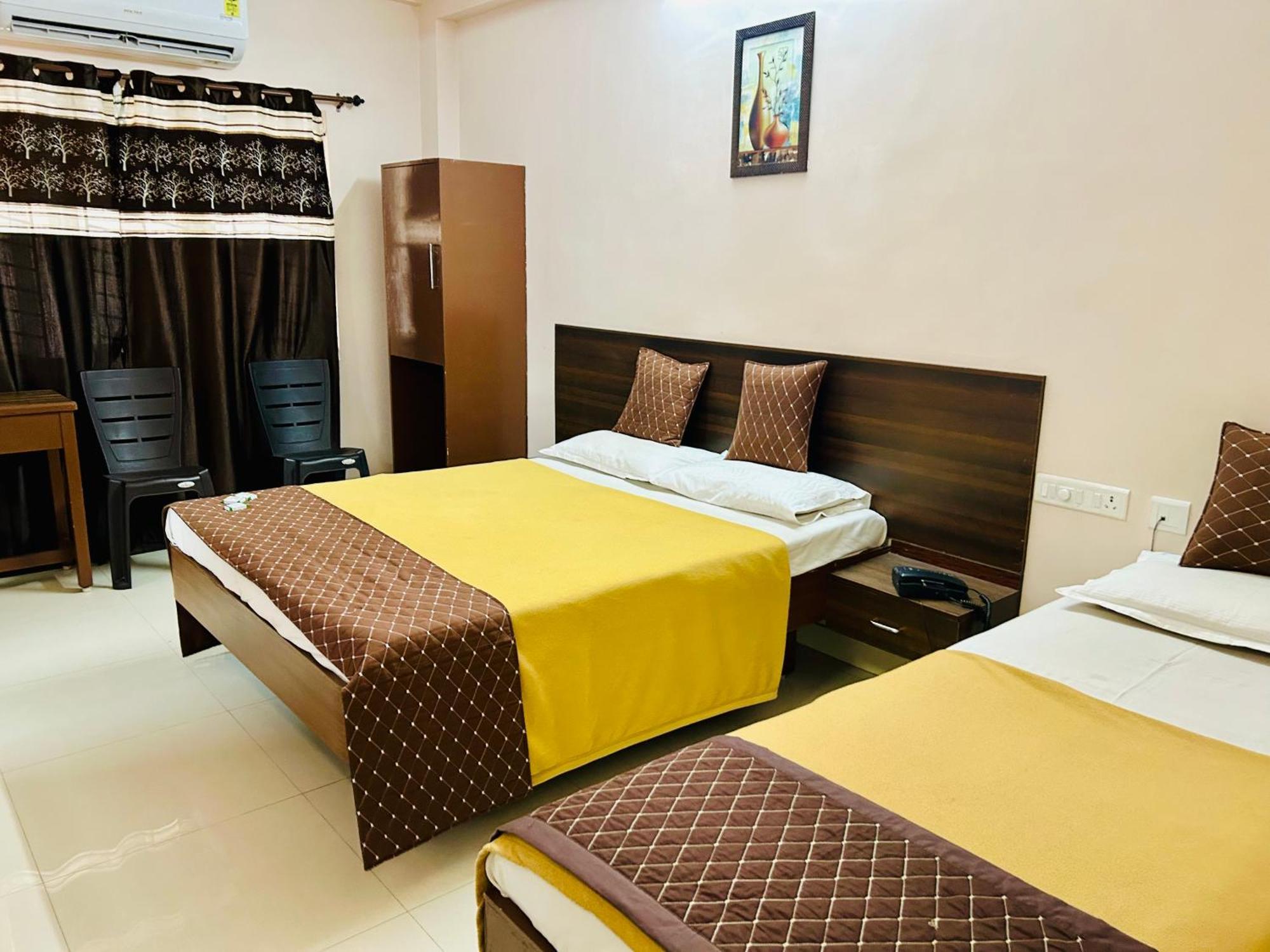 Hotel Jothi Coimbatore Esterno foto