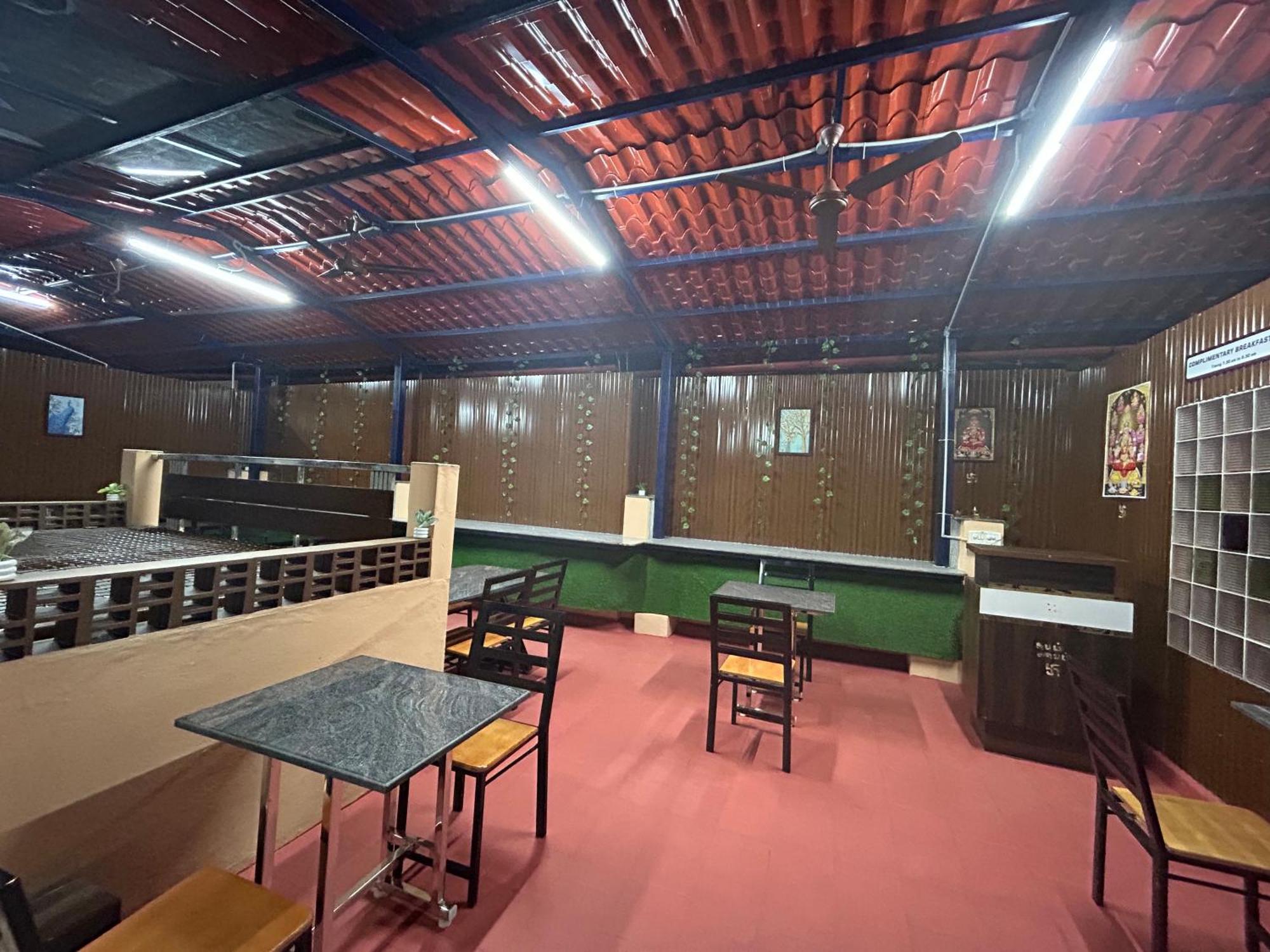 Hotel Jothi Coimbatore Esterno foto