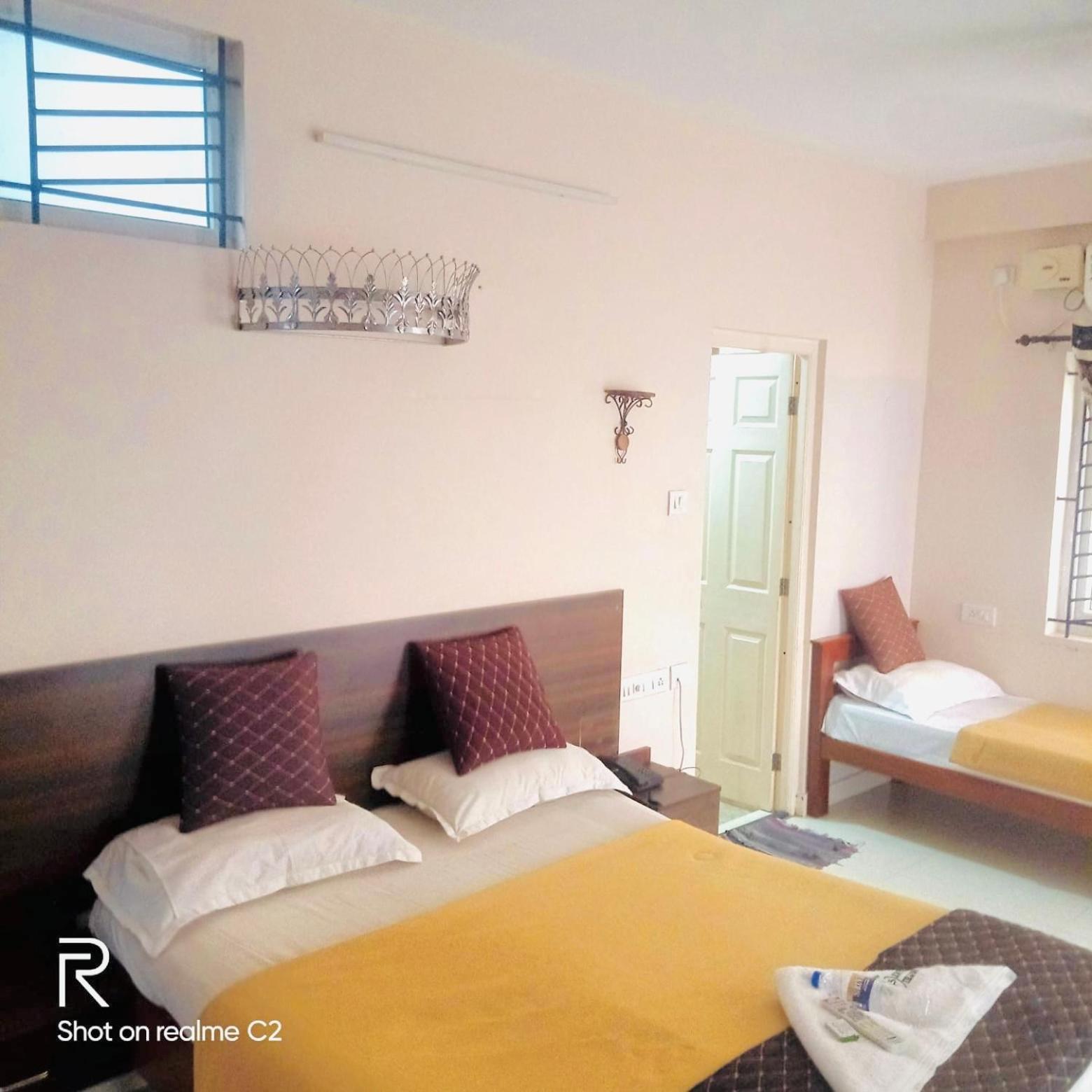 Hotel Jothi Coimbatore Esterno foto