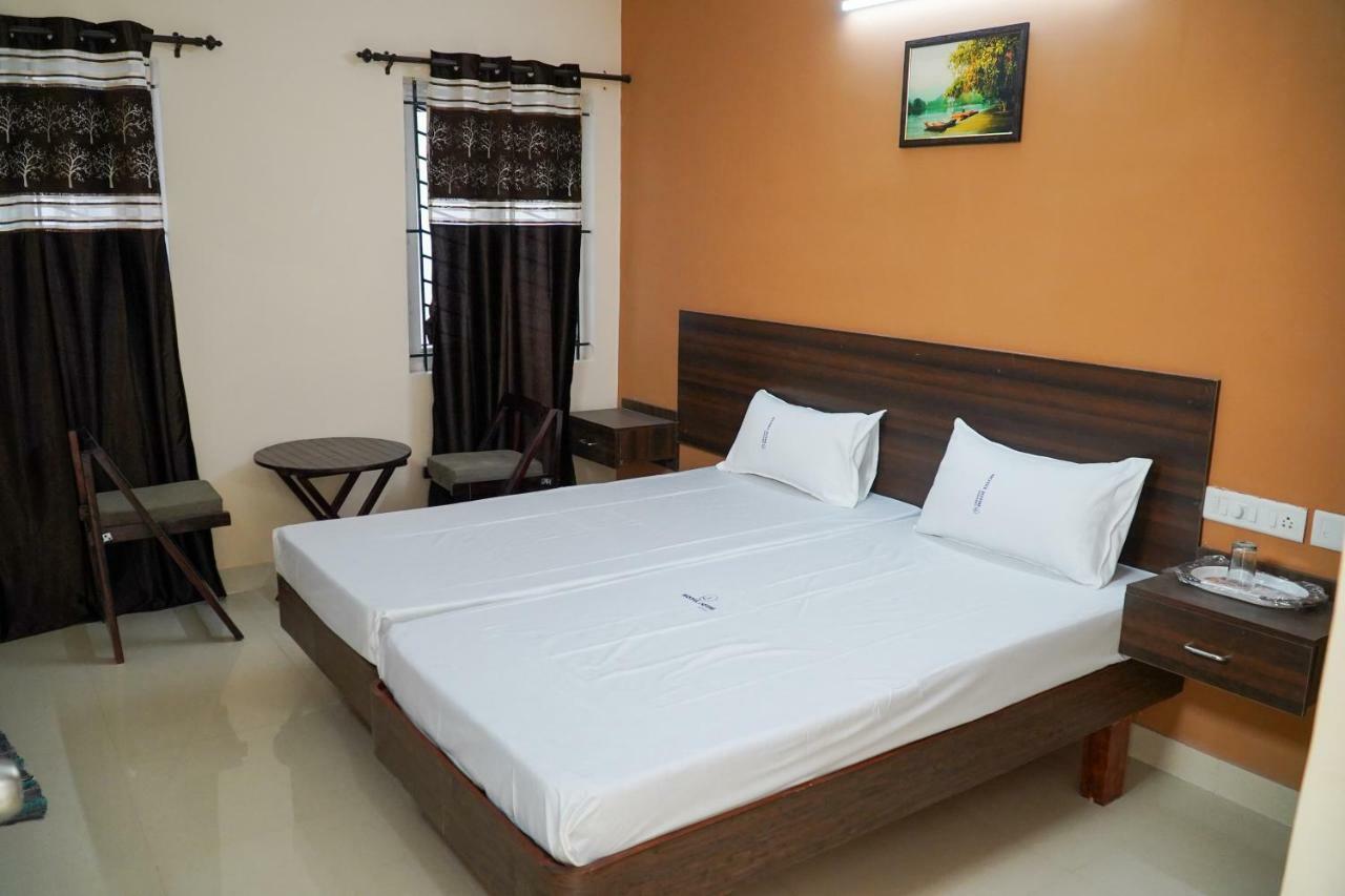 Hotel Jothi Coimbatore Esterno foto