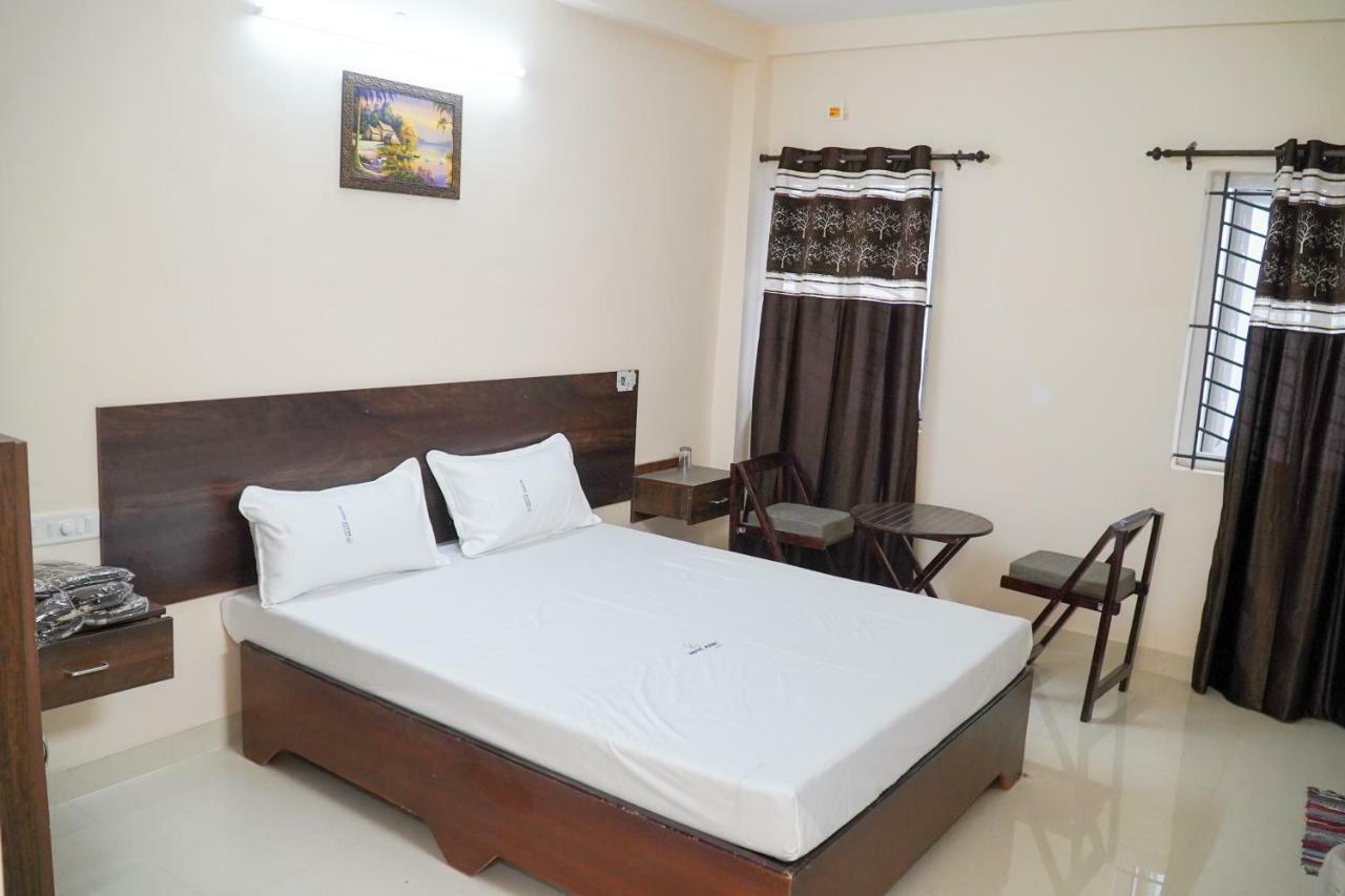 Hotel Jothi Coimbatore Esterno foto
