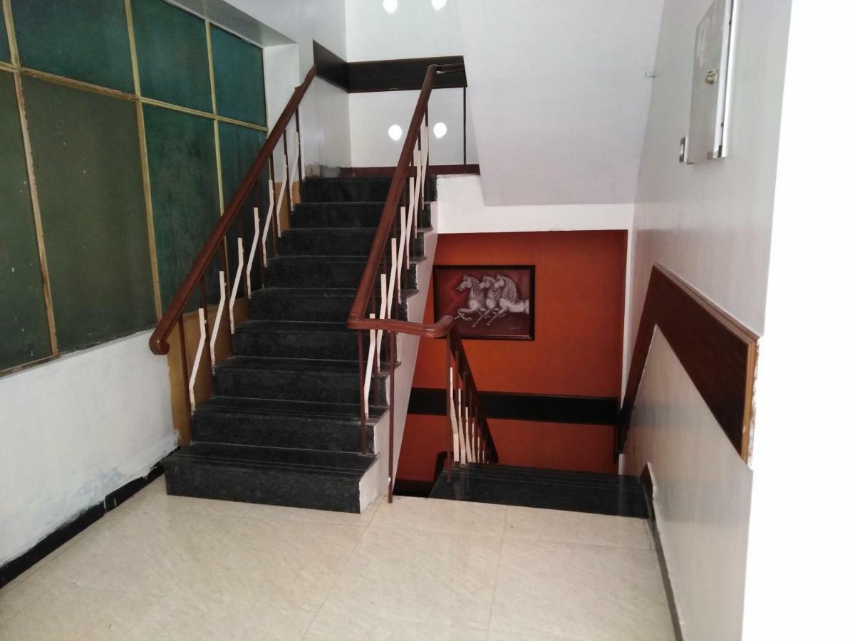Hotel Jothi Coimbatore Esterno foto