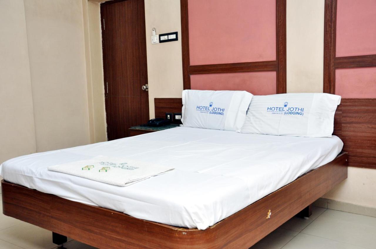 Hotel Jothi Coimbatore Esterno foto
